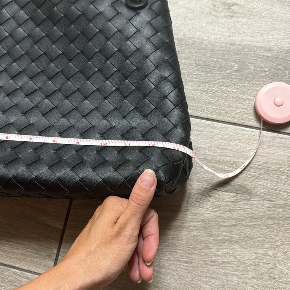 Bottega inspired andiamo bag - Picture 8 of 11